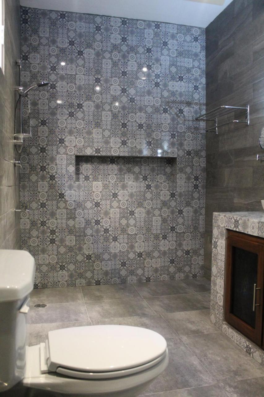 Casa Tunich Naj Bed & Breakfast Валядолид Екстериор снимка