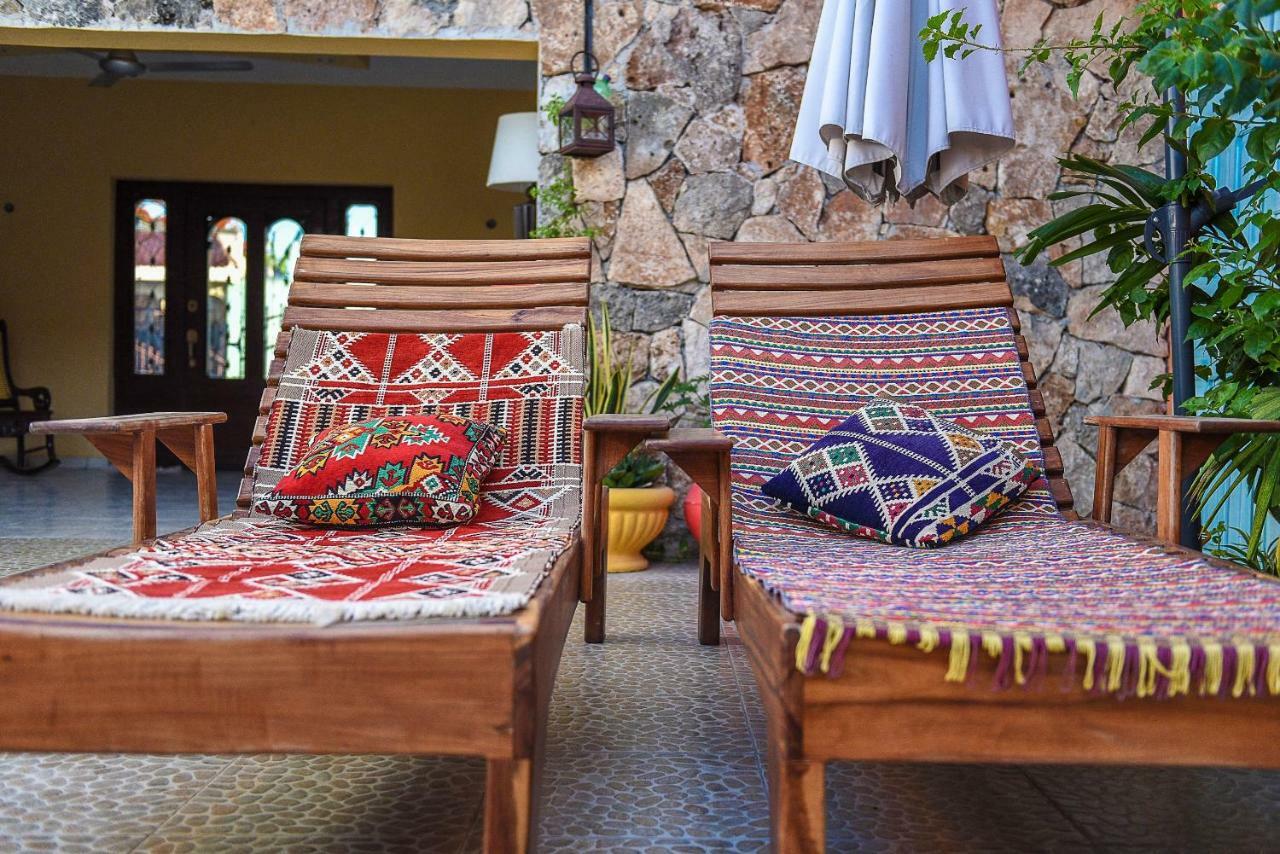 Casa Tunich Naj Bed & Breakfast Валядолид Екстериор снимка